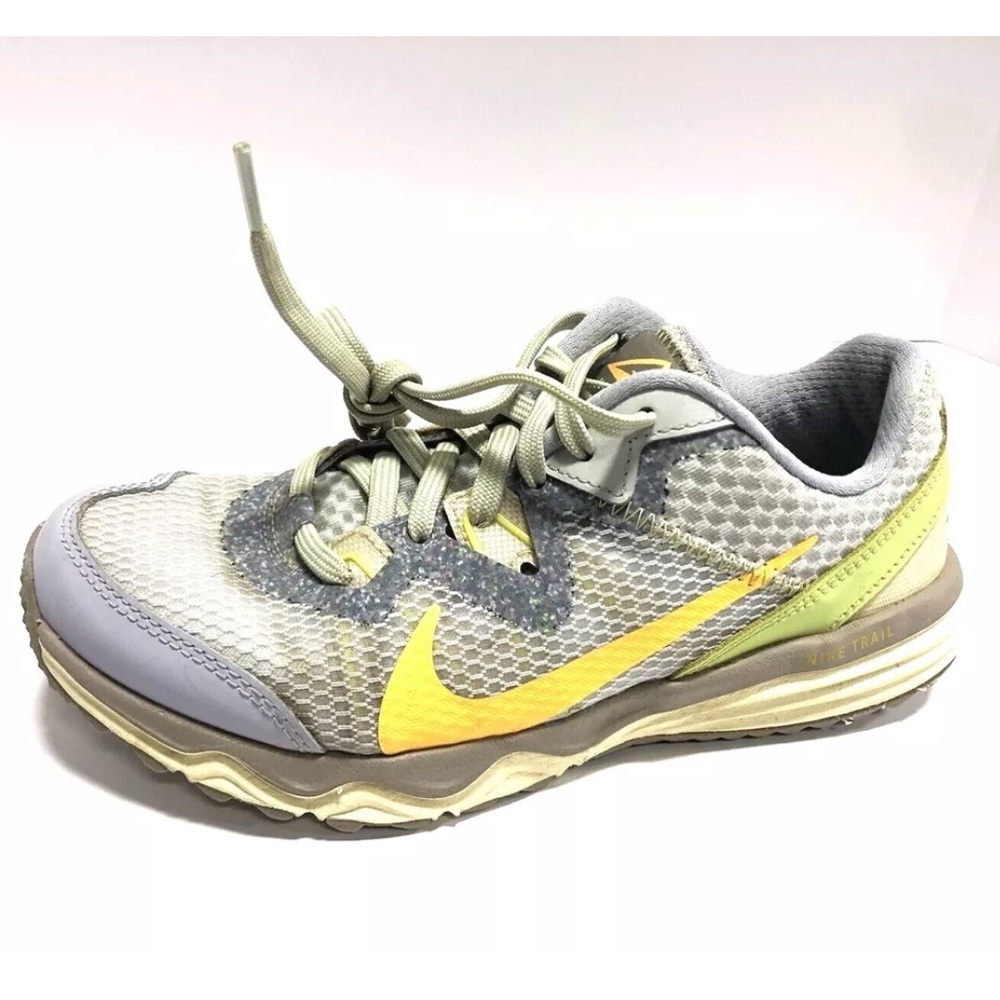Nike Women’s Juniper Trail Running Shoes, Size 5.5 M